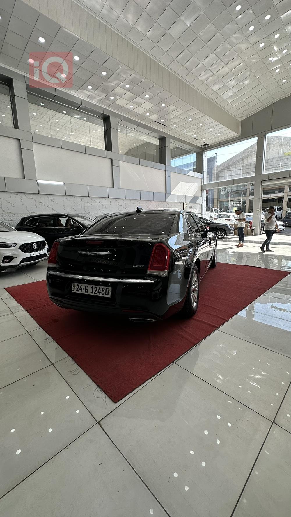 کرایسلەر 300